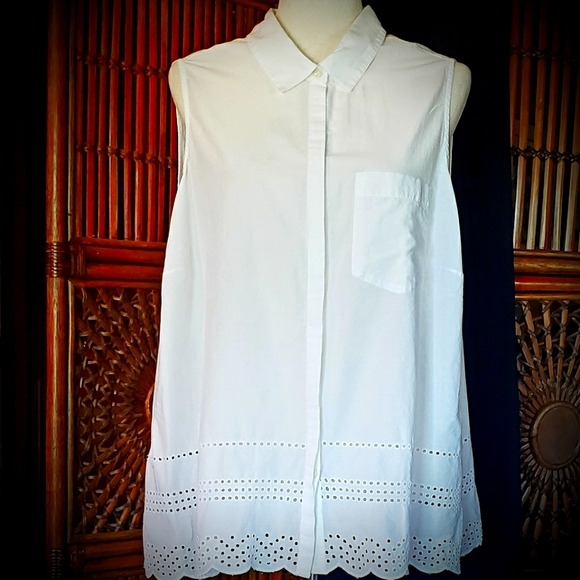 Old Navy Tops - OLD NAVY Cotton Eyelet Blouse - XXL - EUC/Like New